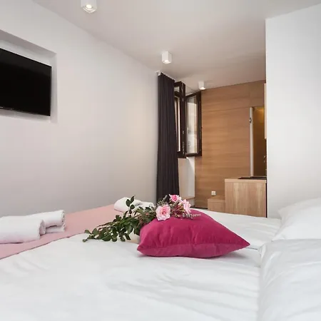 Castrum Guest house